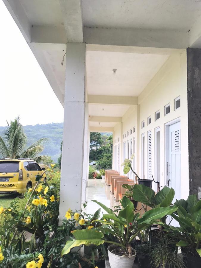 Jaya Hill Garden Hotel Kelimutu Bagian luar foto