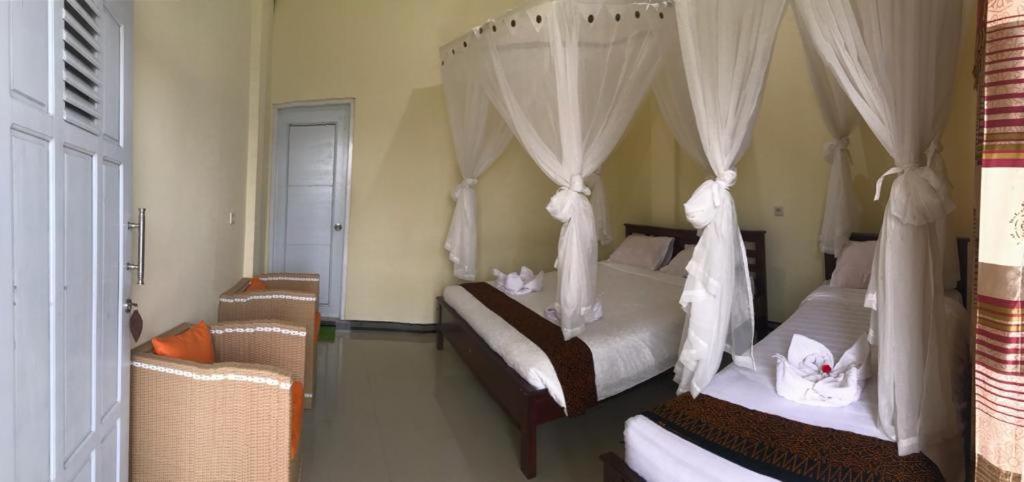 Jaya Hill Garden Hotel Kelimutu Ruang foto
